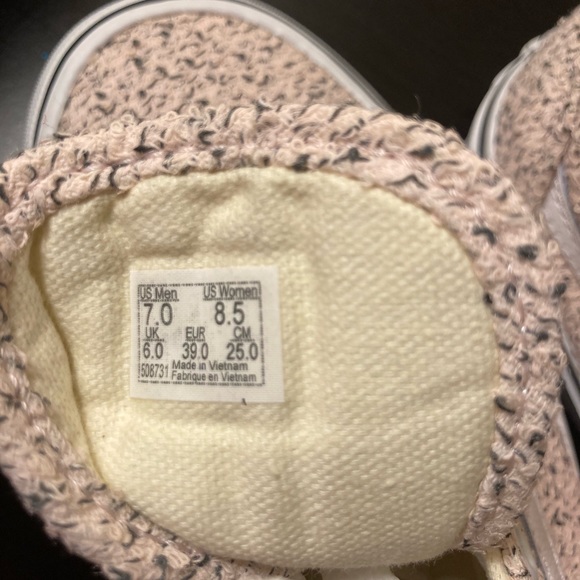 NWT Vans Old Skool Boucle Pink Speckle Sneaker - Picture 7 of 9